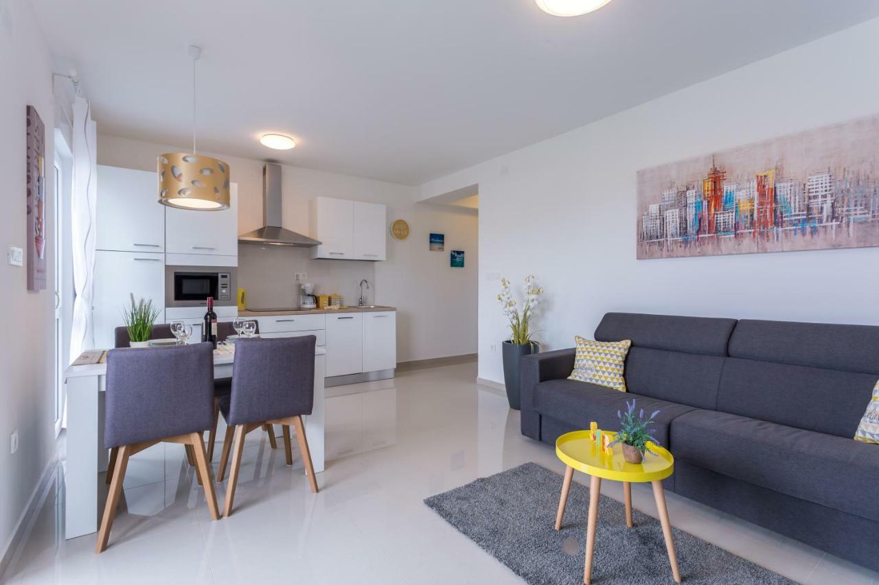 Apartment Elegance Крк Екстер'єр фото